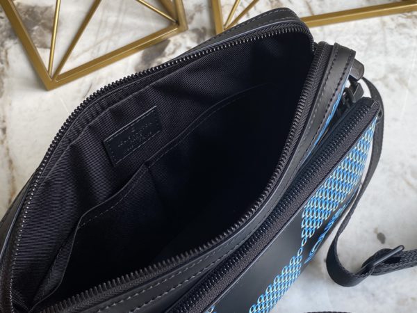 Louis Vuitton Men's Checkerboard TRIO Messenger Bag - Blue - Image 2