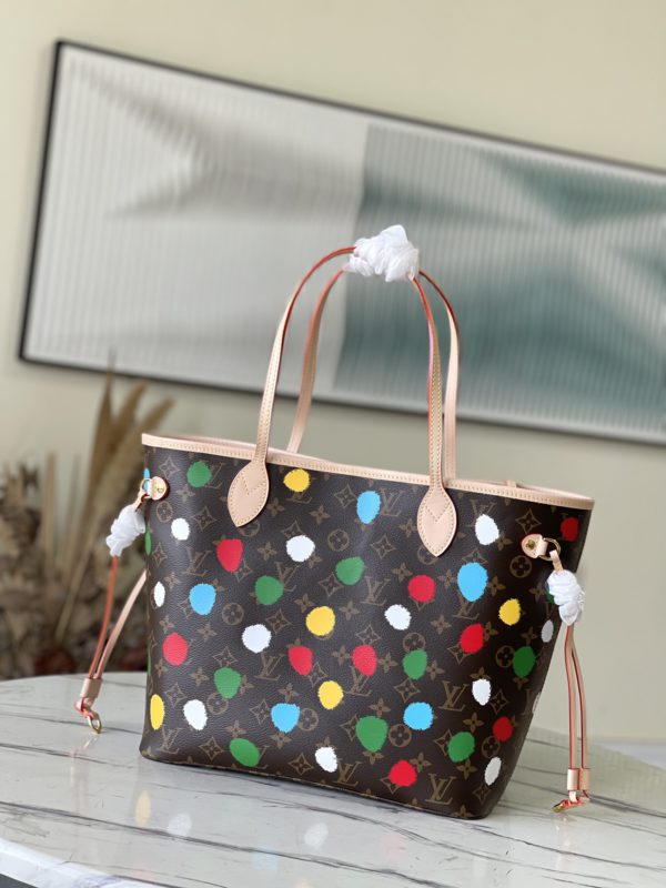 Louis Vuitton LV x YK Neverfull Medium-Sized Handbag - Image 2