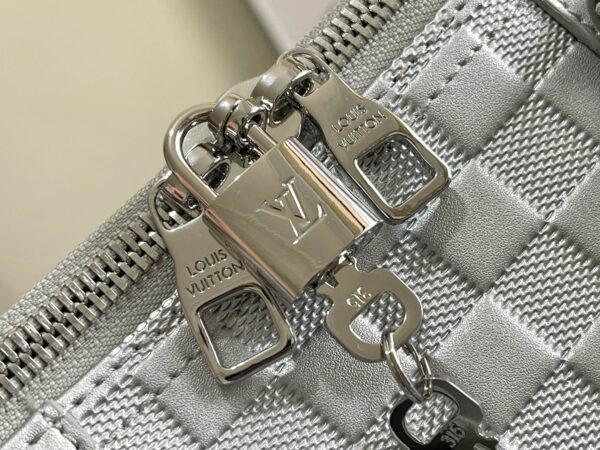 Louis Vuitton Keepall Bandoulière 50 Travel Bag - Gray - Image 2