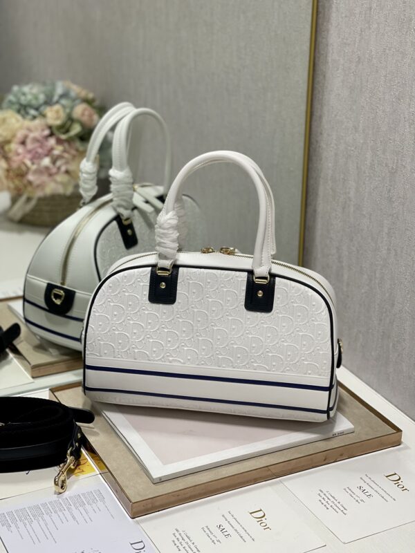 Dior Christian Paris Medium Zipper Handbag - White - Image 5