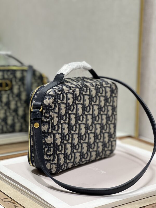 Dior Caro Box Chain Handbag - Image 4