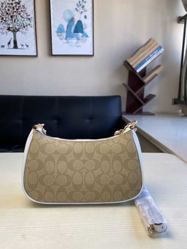 Coach Teri Armpit Bag - White - Image 5