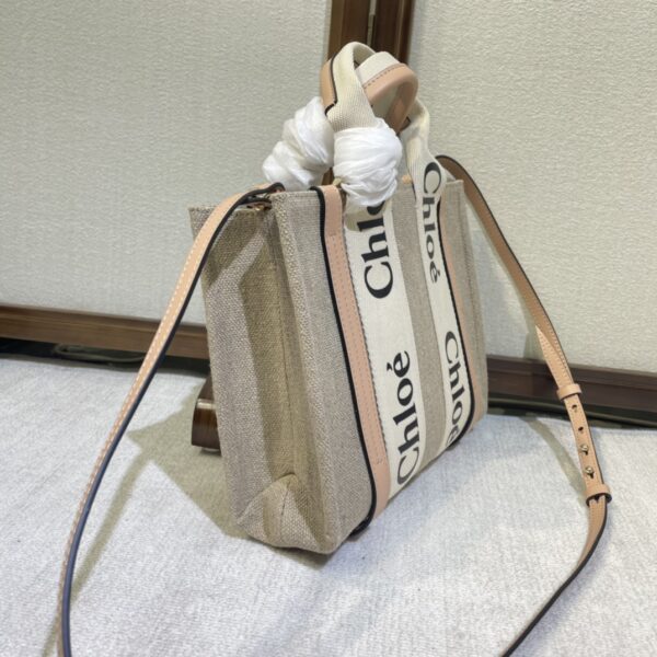 Chloe Woody Small Shoulder Strap Tote Bag - Cream - Image 5