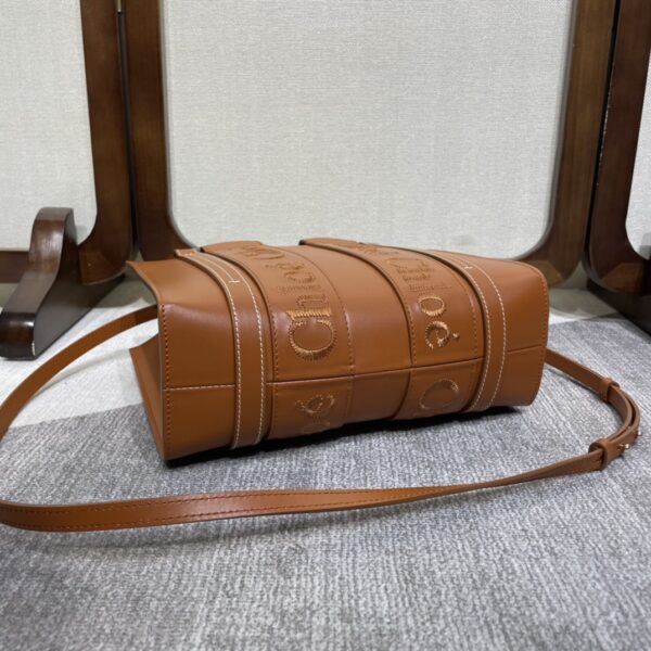 Chloe 22S Woody Small Tote Bag - Brown - Image 3