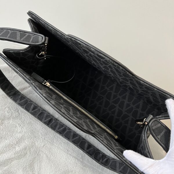 Valentino Garavani Iconographe V Logo Printed Tote Bag - Black - Image 2